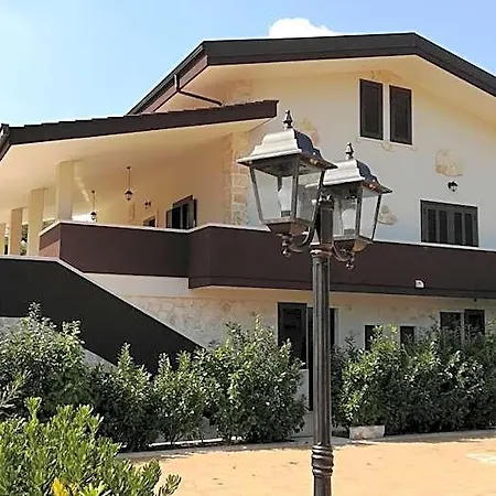Eremo Del Dotto Hotel